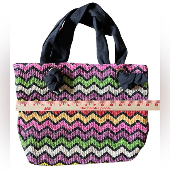 Braciano Tote Purse Handbag Colorful Chevron Stripes Approximately 14”x 4”x11” - Picture 3 of 9